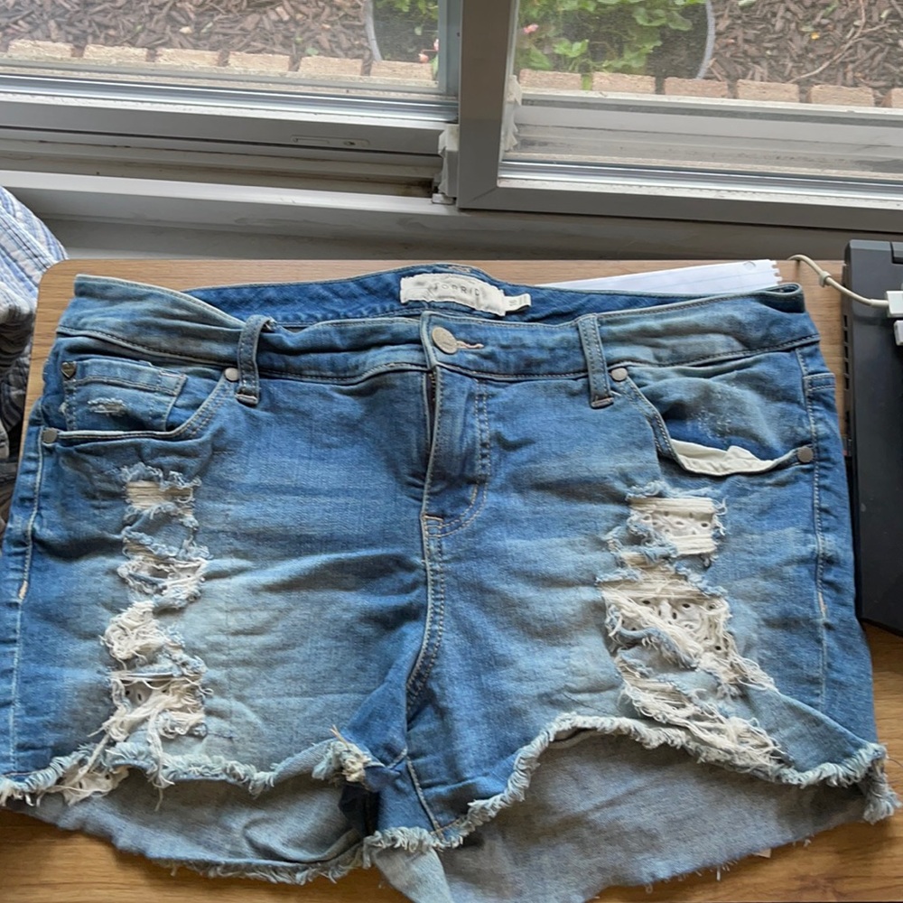 Torrid Denim Short size 16